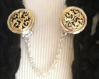 The mattie silver and gold tone filigree sweater clip