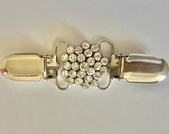 The mattie nylon based rhinestone cluster waist shaper  clip