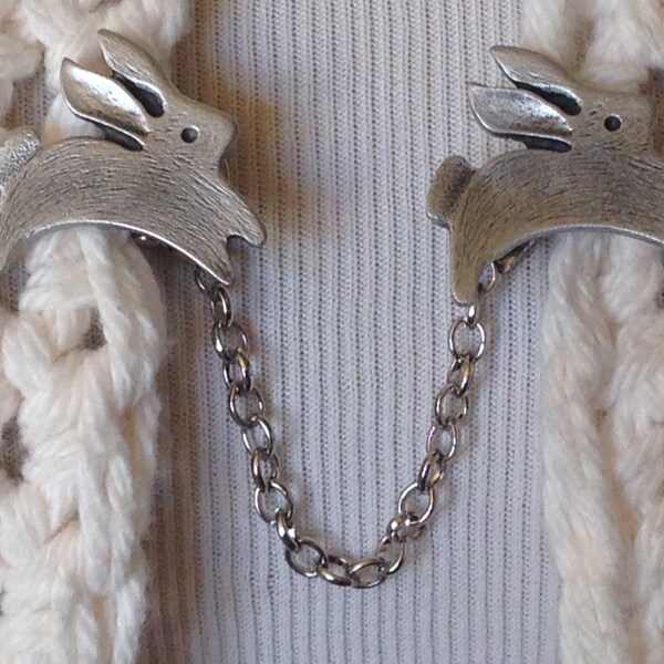 The mattie lead free pewter running rabbit sweater clip