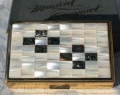 Boxed Vintage 1950s Mother of Pearl Clover Musical Powder Compact Mirror