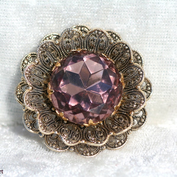 Vintage Light Amethyst Glass Filigree Silver Tone Brooch FREE SHIPPING WORLDWIDE