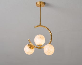 Modern Brass Pendant Light 3-Globe Alabaster Chandelier Mid-Century Minimalist Ceiling Light for Dining Room, Kitchen Island & Living Room