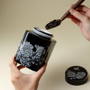 Handmade Black Ceramic Tea Canister, Hand-Painted Peony, Airtight Storage (600ml)