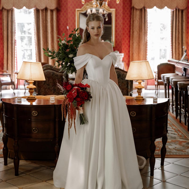 Basque Classic Patterns Deep Basque Wedding Dress - Etsy