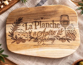 Planche à apéro personnalisée, planche en bois gravée prénom, cadeau homme femme, planche fromage charcuterie, cadeau apéritif en teck
