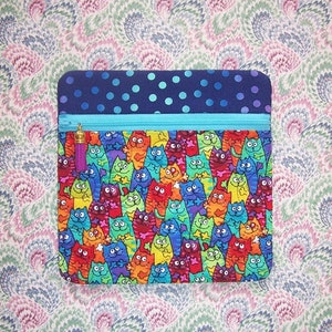 Bolso grande con cremallera de tela de gato de colores brillantes