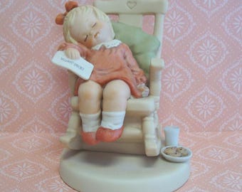 1988 Enesco Memories of Yesterday Porcelain Figurine “Welcome Santa!” 114960