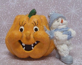 1999 Encore Group Snow Buddies "Boo Buddy Great Pumpkin” Snowman with Pumpkin