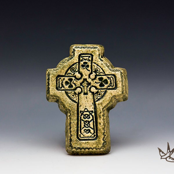 Shamrock Cross Celtic Irish Cross Green Proud to Be Irish Christian St. Patricks Day First Communion Confirmation Baptism Irish Catholic