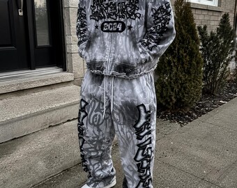 Ensemble sweat à capuche zippé et pantalon de survêtement graffiti Y2K personnalisé | Survêtement streetwear grunge délavé | Tenue lounge oversize par VeloraSportsPK