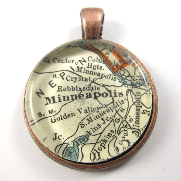 Minneapolis, St. Paul, Minnesota, Pendant from Vintage Map, in Glass Tile Circle