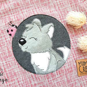 Embroidery file doodle button little wolf