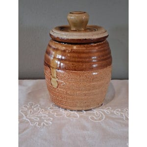 Signed St. John's Pottery Minnesota Lidded Stoneware Jar 5" Studio Pottery