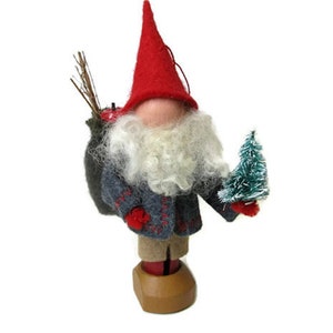 Jultomten Christmas Ornament, Swedish Tompte, Swedish Christmas, Santa Claus from Sweden, Ornament Exchange, Clothespin Ornament, Peg Doll
