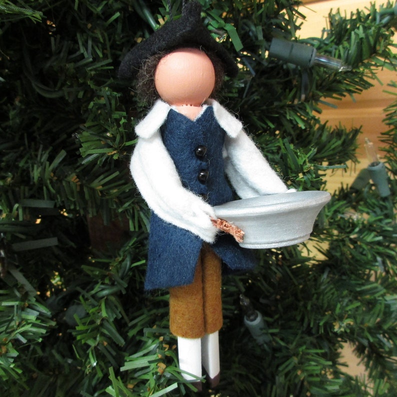 Paul Revere Clothespin Ornament, Christmas Ornament, Revere Silversmith, American Revolution, Peg Doll, Ornament Exchange, Colonial Patriot bild 7