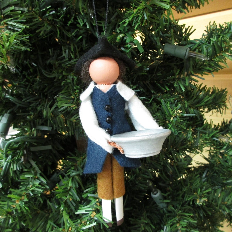 Paul Revere Clothespin Ornament, Christmas Ornament, Revere Silversmith, American Revolution, Peg Doll, Ornament Exchange, Colonial Patriot bild 8