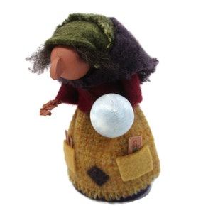 Adorno de pinza de ropa de dama gitana, muñeca de clavija de adivina, Madame Fortuna y su bola de cristal