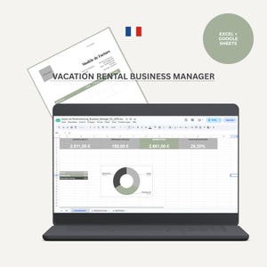 Könnte beinhalten: Ein Laptop-Bildschirm zeigt eine Tabelle mit dem Titel Vacation Rental Business Manager, ein Dashboard mit Finanzdaten, ein Kreisdiagramm und eine französische Rechnungsvorlage im Hintergrund für Excel und Google Sheets.