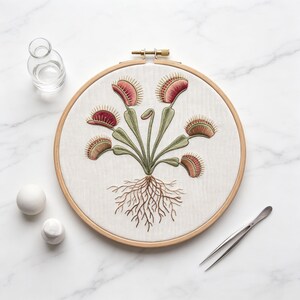 Customized pattern,Venus Flytrap Embroidery Hoop Kit,Carnivorous Plant Embroidery Pattern,Cottagecore Plant Craft Kit,Mindful Hand Stitching image 4