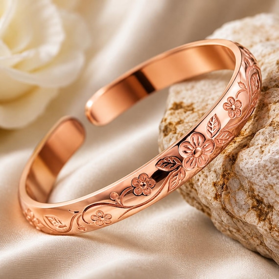 Floral Engraved Copper Bracelet – Women’s Handmade Copper Cuff – Adjustable Jewellery