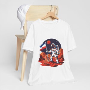 Astronaut Planting Flag On Mars - Tshirt image 4