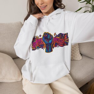 Feminist Girl Power Fist - Hoodie afbeelding 5