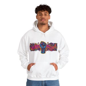 Feminist Girl Power Fist - Hoodie afbeelding 7