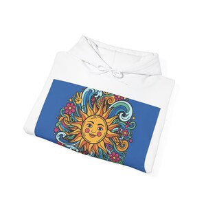Good Vibes Only Hoodie - Streetwear Aesthetic Pullover, Trendy Graphic Sweatshirt, Positive Energy Apparel Gift imagem 2