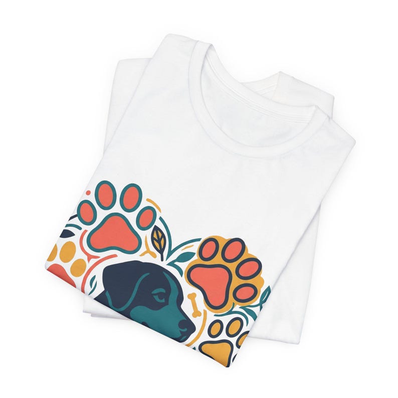 Dog Mom Paw Prints - Tshirt afbeelding 2