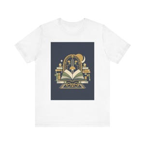 Just One More Chapter Vintage Library T-Shirt, Book Lover Gift, Bookworm Reading Shirt bild 1