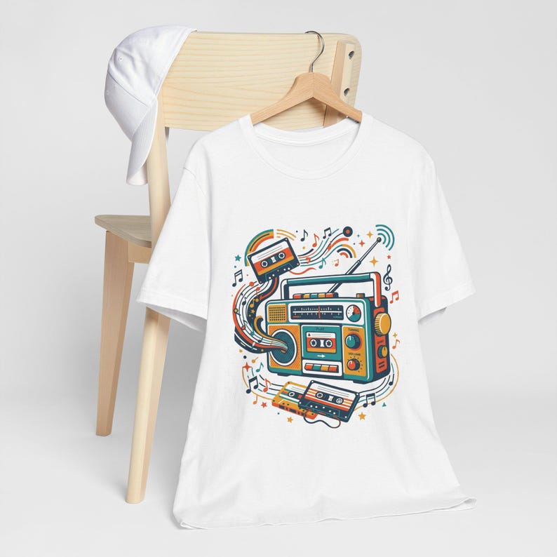 Retro Radio Music Memories - Tshirt image 4