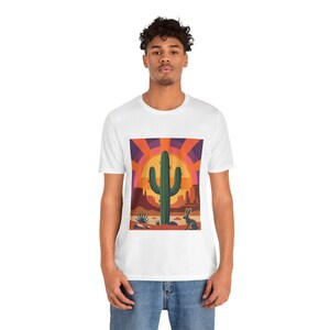 Desert Cactus Under Southwest Sunset - Tshirt immagine 6