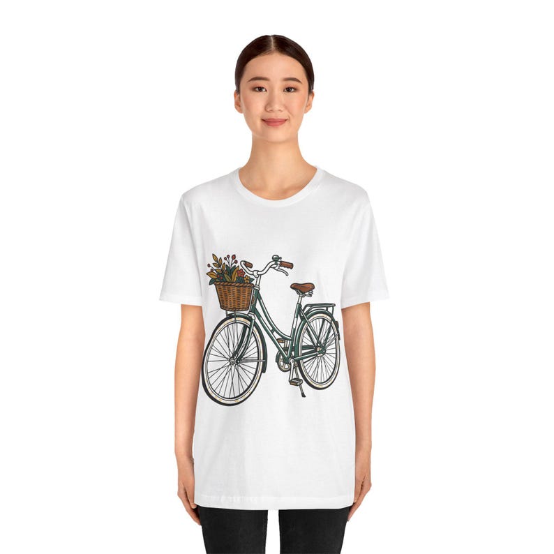 Vintage Bicycle With Basket - Tshirt imagem 3