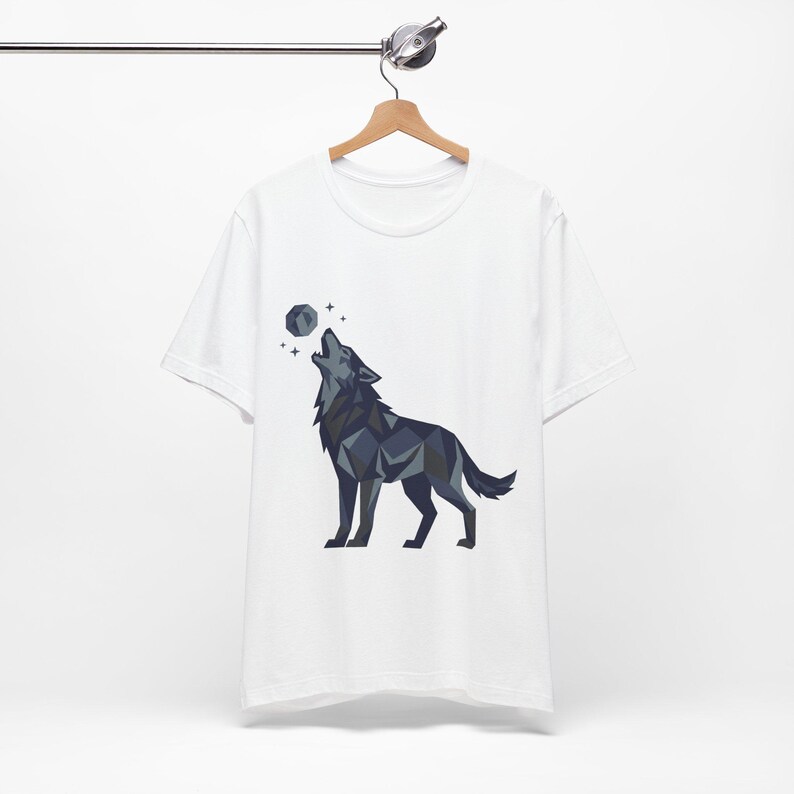 Minimalist Geometric Wolf Howling - Tshirt image 2