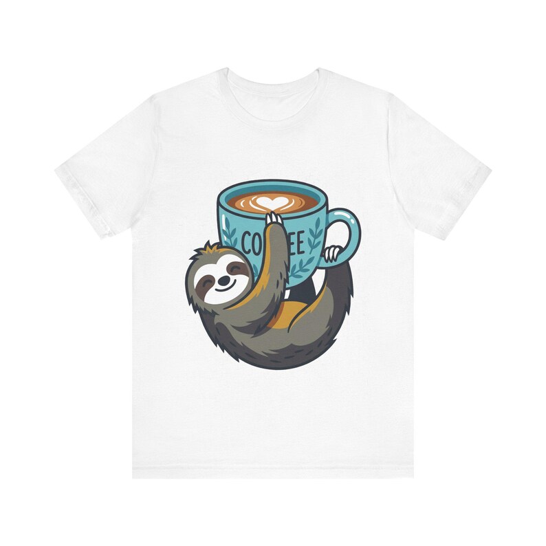 Cute Sloth Hanging On Coffee Cup - Tshirt imagem 1