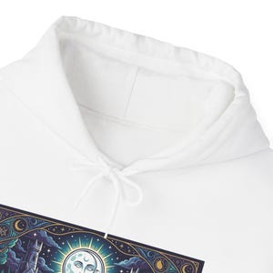 Tarot Card The Moon Mystical - Hoodie Bild 3