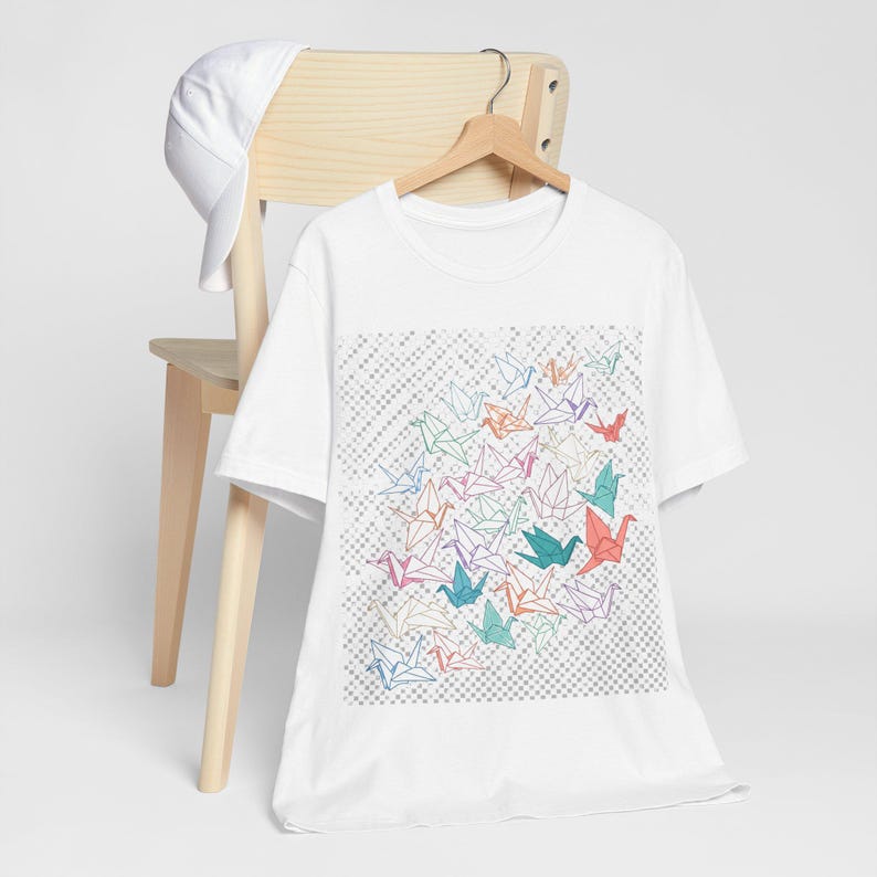 Origami Paper Crane Flock In Pastel - Tshirt 画像 3