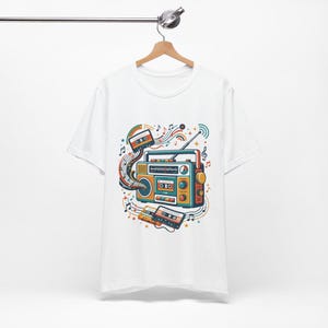 Retro Radio Music Memories - Tshirt image 3