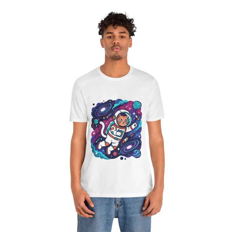 Cosmic Astronaut Cat Exploring Galaxies - Tshirt bild 5