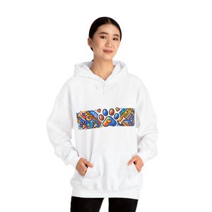 Dog Mom Paw Prints - Hoodie imagem 4