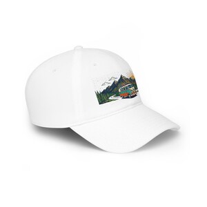 Vintage Travel Camper Van Mountains - Cap afbeelding 3