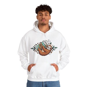 Cute Sloth Hanging On Coffee Cup - Hoodie zdjęcie 5