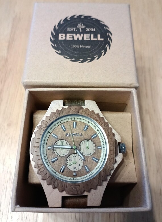 All Wooden Quartz Watch Brand New Old Stock Bewell 100  display picture 3