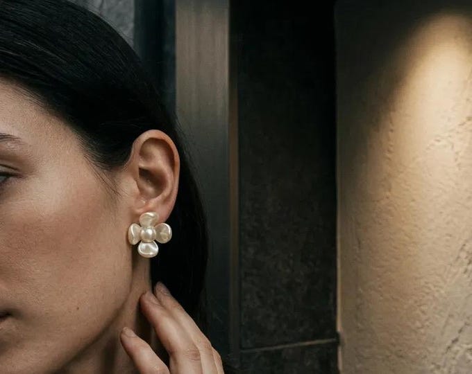 Floral beaded earrings