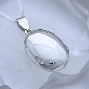 Sterling Silver locket. Oval Locket necklace - Sterling Silver locket, Silver Oval locket necklace, Remembrance. Heirloom locket. R-10
