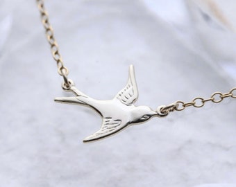 Gold Flying Bird Necklace, or Sterling Silver Flying Bird. Solitaire Bird Necklace. Sparrow Necklace. Minimalistic. Everyday Wearing