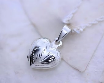 Small Heart Locket. Solid Sterling Silver Heart Necklace, Heirloom Silver Locket. 12mm. R-21.