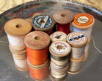 Wooden Thread Spools, Twelve Vintage Spools, 1960s, Multiple Makers and Colors, Most with Thread, Charming!