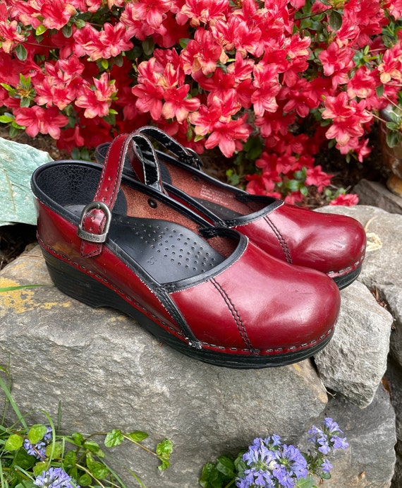 Dansko clogs outlet size 37