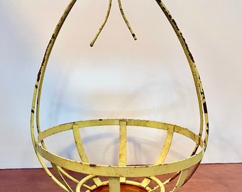 Cute and Chippy Basket, Easter Basket, Chippy Yellow Metal, Bow, Easter Decor, Garden Decor, Adorable!